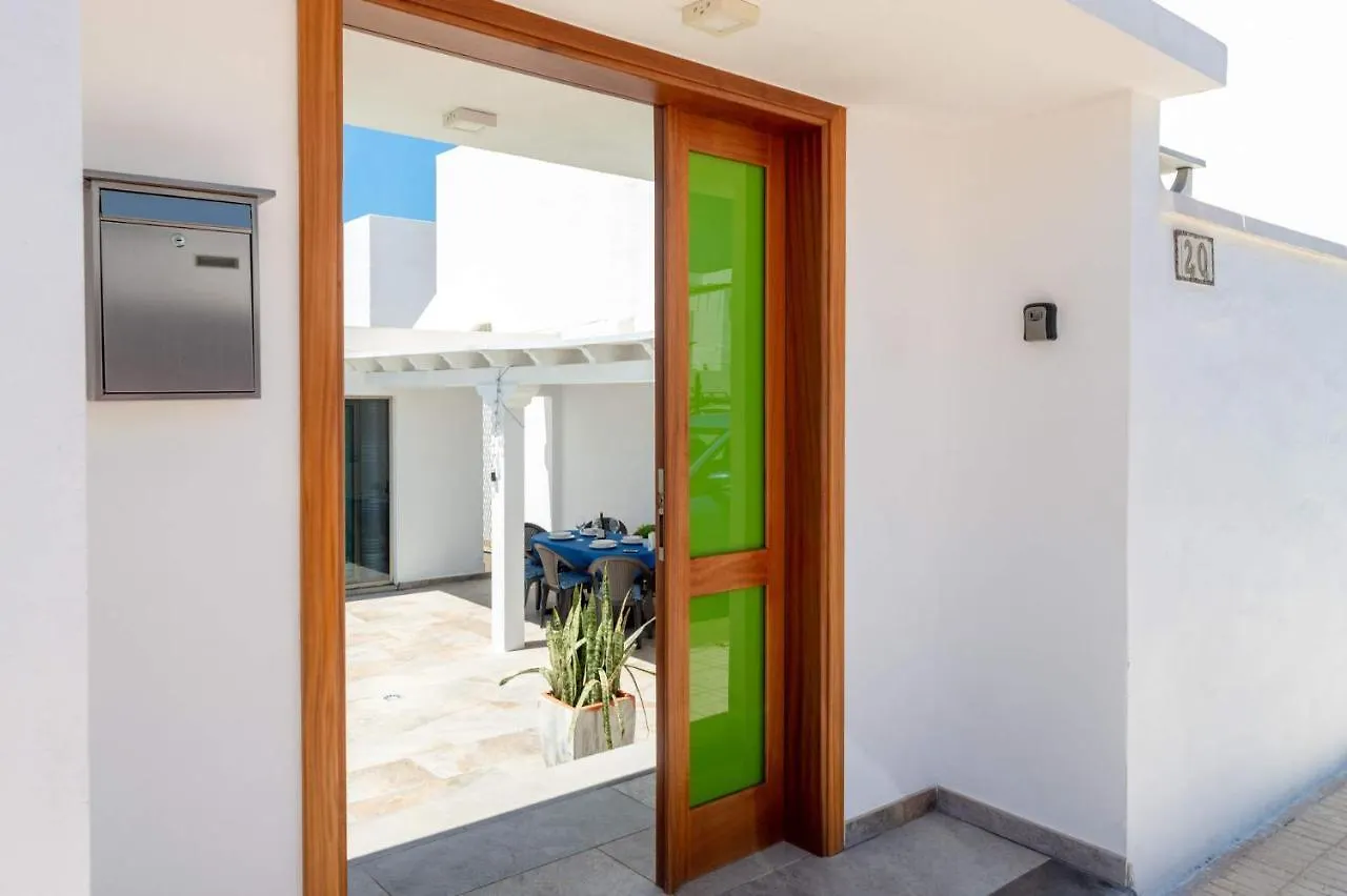 Villa Ruben by Villa Plus Puerto del Carmen   Puerto del Carmen (Lanzarote)